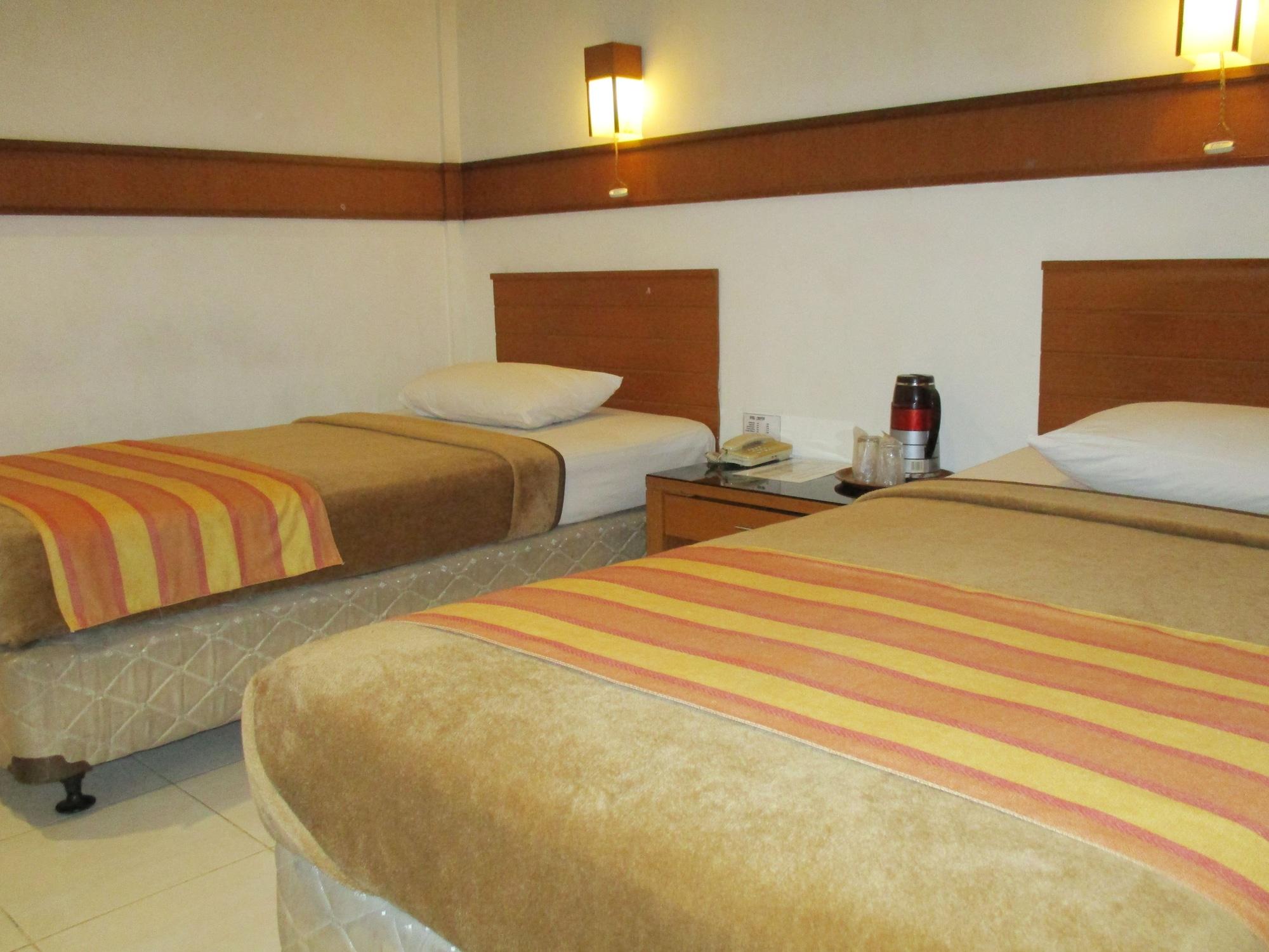 Hotel Caravan Tanah Abang Jakarta Exterior photo