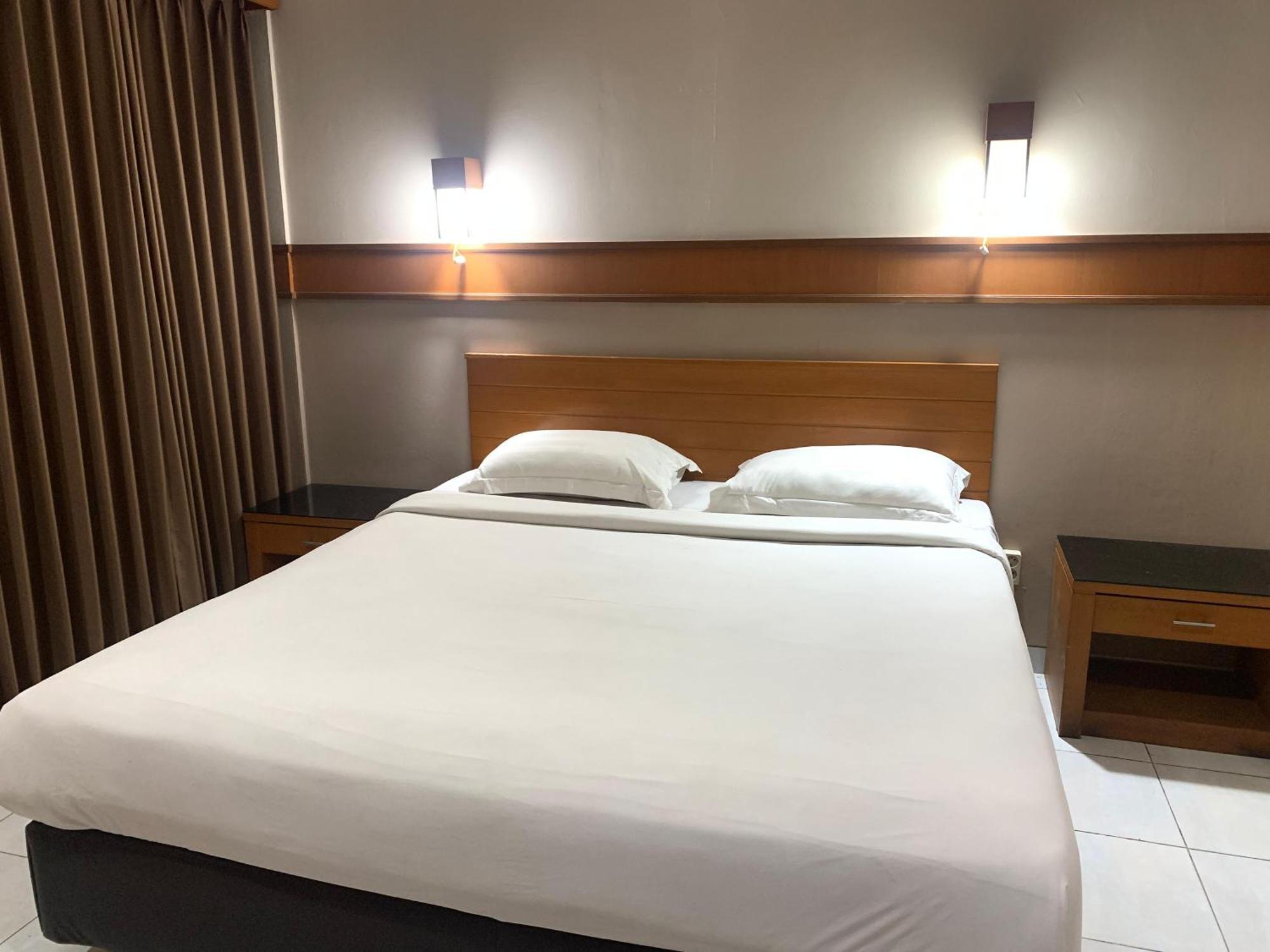 Hotel Caravan Tanah Abang Jakarta Exterior photo