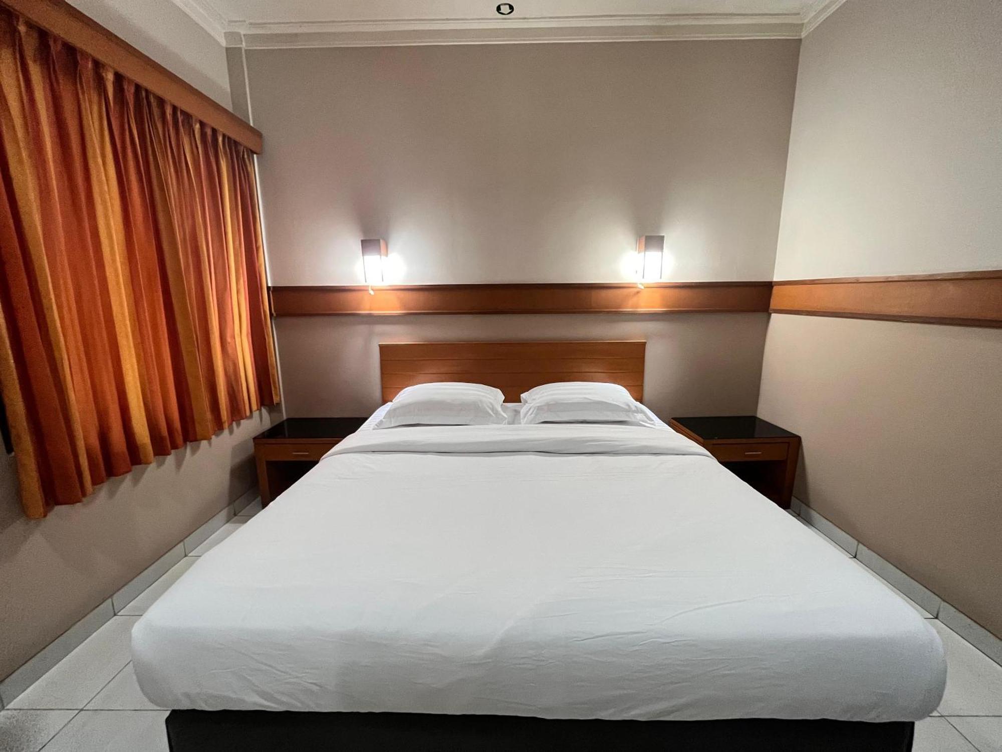 Hotel Caravan Tanah Abang Jakarta Exterior photo