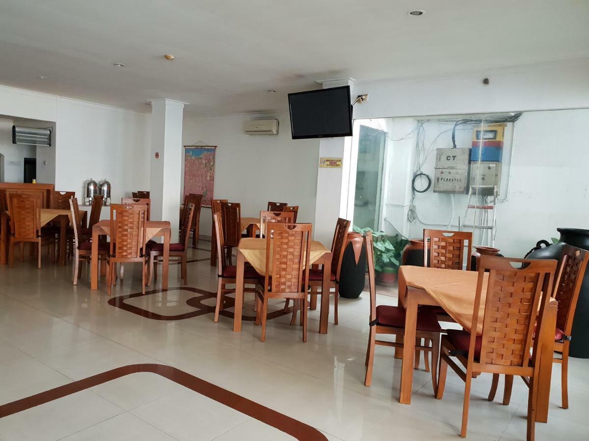 Hotel Caravan Tanah Abang Jakarta Exterior photo